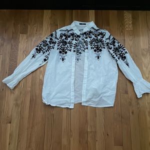 Embroidered casual shirt